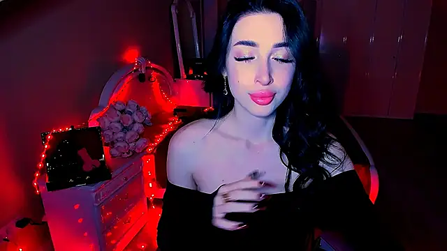 lovely desire online show from February 27, 2025, 2:43 pm