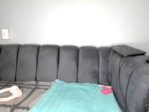 Pearl 00 online show from March 10, 2026, 9:24 am