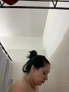 Snapshot of AlyssiaAmoreXO chatting on January 7, 2026, 2:55 pm AlyssiaAmoreXO online show from January 7, 2026, 2:55 pm