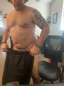 Snapshot of PEGATIVET chatting on February 9, 2026, 10:30 pm PEGATIVET online show from February 9, 2026, 10:30 pm