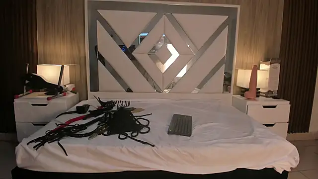 Snapshot of ValentinaThomas chatting on October 25, 2025, 7:47 pm ValentinaThomas online show from October 25, 2025, 7:47 pm