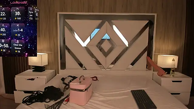 Snapshot of ValentinaThomas chatting on October 1, 2025, 7:40 pm ValentinaThomas online show from October 1, 2025, 7:40 pm