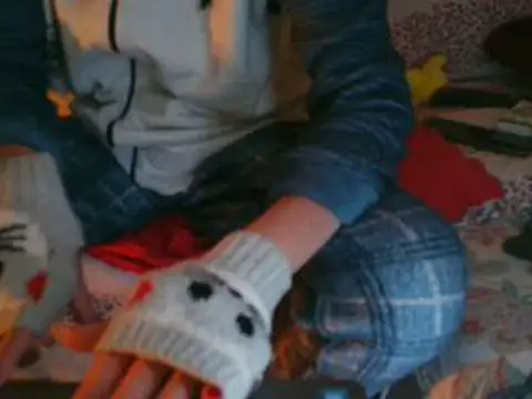 VeneRed online show from December 21, 2025, 9:48 pm