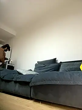 CN-Shanshan online show from December 4, 2025, 12:53 am