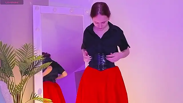 L1ittle kitty  online show from March 5, 2026, 6:32 am