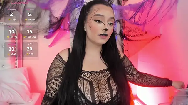 Snapshot of Cristal_Cutte chatting on October 31, 2025, 12:57 pm Cristal Cutte online show from October 31, 2025, 12:57 pm