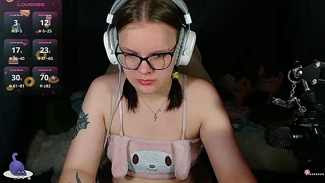 DivaMarisa online show from September 24, 2025, 10:55 am