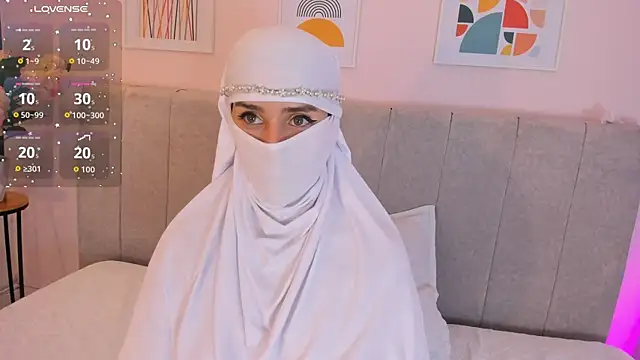 Snapshot of rawiya chatting on December 15, 2025, 12:33 pm rawiya online show from December 15, 2025, 12:33 pm