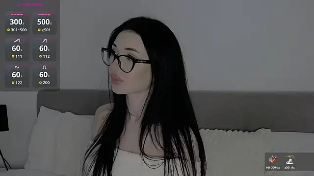 Snapshot of AllisonSky chatting on December 21, 2025, 3:47 pm AllisonSky online show from December 21, 2025, 3:47 pm