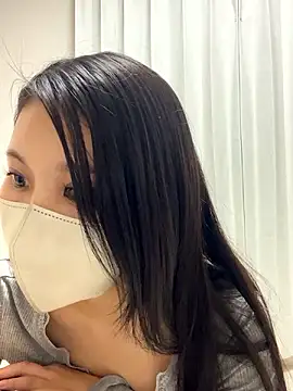 Snapshot of yuki_room chatting on December 8, 2024, 12:41 pm yuki room online show from December 8, 2024, 12:41 pm