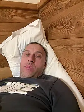 Lecatore80 online show from January 15, 2026, 7:39 pm