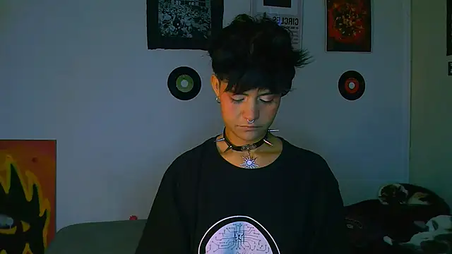 alex one888 online show from November 19, 2025, 10:43 pm