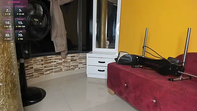 Snapshot of valeria_hurtado chatting on October 29, 2025, 3:27 am valeria hurtado online show from October 29, 2025, 3:27 am