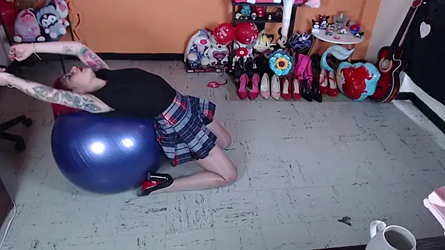 MissMiia2 online show from March 19, 2025, 4:34 pm