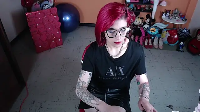 MissMiia2 online show from March 10, 2025, 12:17 pm