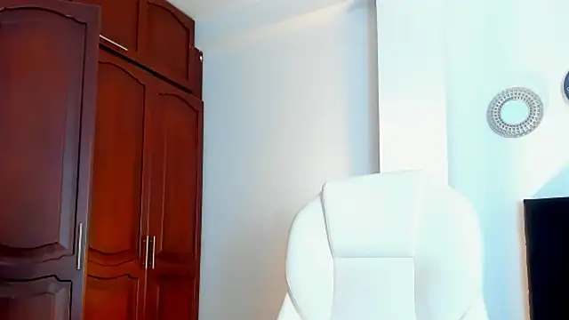 kathyajhonss online show from March 10, 2026, 9:52 pm