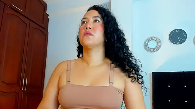 kathyajhonss online show from April 18, 2026, 10:21 pm