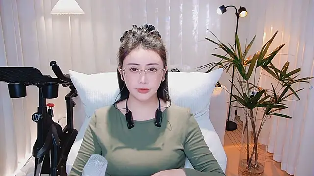 Snapshot of Daisy7_11 chatting on January 15, 2026, 1:14 pm Daisy7 11 online show from January 15, 2026, 1:14 pm