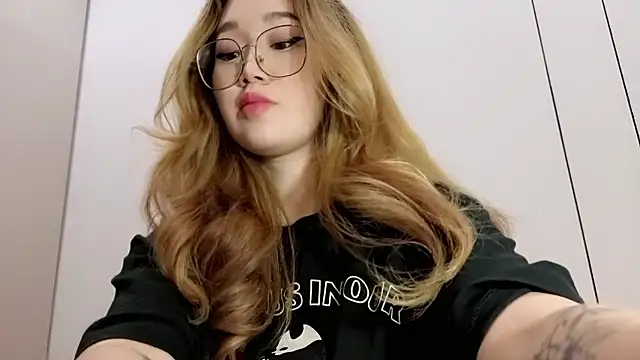 Jennatyan online show from January 10, 2026, 12:00 pm