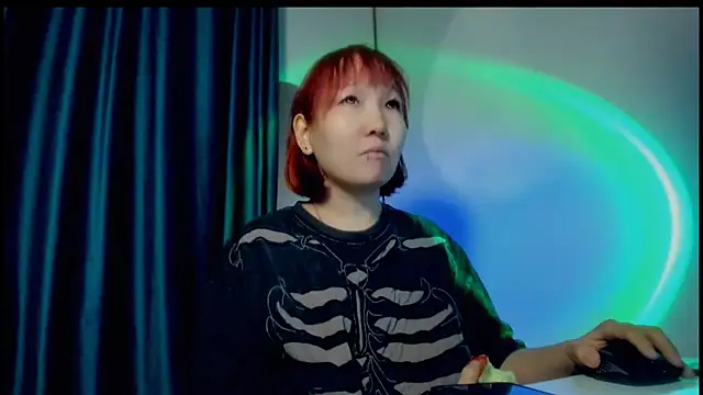 Snapshot of himeros_goddess chatting on October 6, 2025, 5:08 am himeros goddess online show from October 6, 2025, 5:08 am