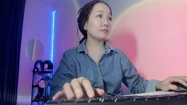 Snapshot of himeros_goddess chatting on February 20, 2025, 3:56 am himeros goddess online show from February 20, 2025, 3:56 am