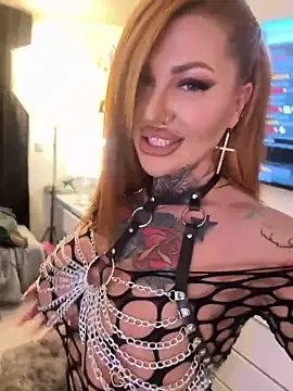 Snapshot of krysstal003 chatting on October 17, 2025, 7:15 pm krysstal003 online show from October 17, 2025, 7:15 pm