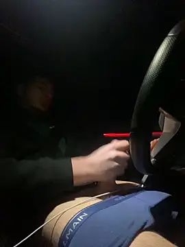 Snapshot of youssef00711 chatting on March 13, 2025, 2:05 am youssef00711 online show from March 13, 2025, 2:05 am