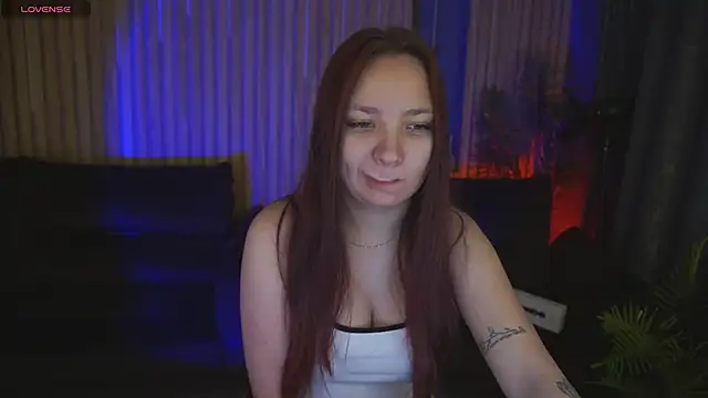 ElysLunar online show from February 6, 2026, 6:31 am