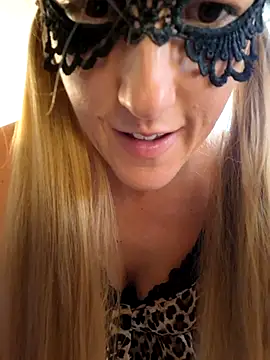 Snapshot of Hexe12346 chatting on November 5, 2025, 6:16 am Hexe12346 online show from November 5, 2025, 6:16 am