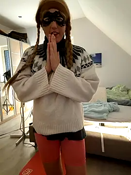 Snapshot of Hexe12346 chatting on November 16, 2025, 12:21 pm Hexe12346 online show from November 16, 2025, 12:21 pm