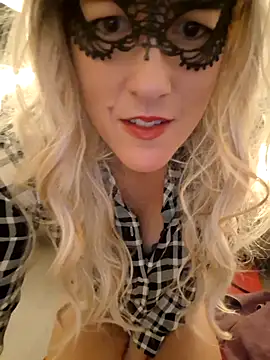 Snapshot of Hexe12346 chatting on December 3, 2025, 6:25 am Hexe12346 online show from December 3, 2025, 6:25 am