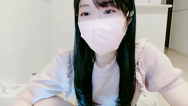 Snapshot of IORio2 chatting on October 31, 2025, 8:27 pm IORio2 online show from October 31, 2025, 8:27 pm