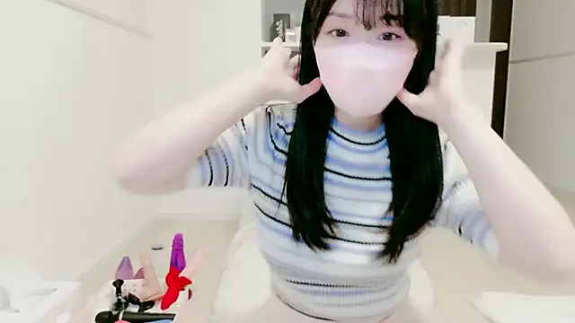 Snapshot of IORio2 chatting on November 1, 2025, 8:36 pm IORio2 online show from November 1, 2025, 8:36 pm