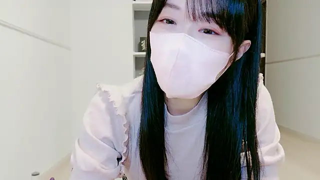 Snapshot of IORio2 chatting on October 27, 2025, 5:47 pm IORio2 online show from October 27, 2025, 5:47 pm