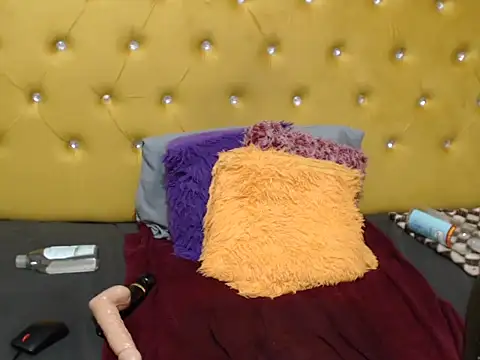 BlackBerryZoeX online show from January 7, 2025, 11:14 pm