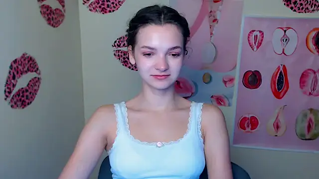  SusieSu  online show from October 2, 2025, 6:28 am