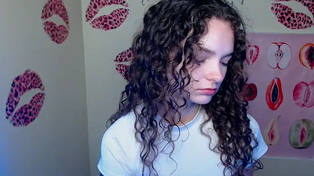  SusieSu  online show from September 24, 2025, 5:47 am