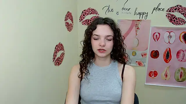  SusieSu  online show from March 10, 2025, 7:11 am