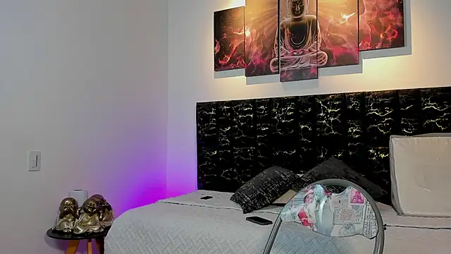 BastianFerrari online show from April 8, 2026, 2:46 am