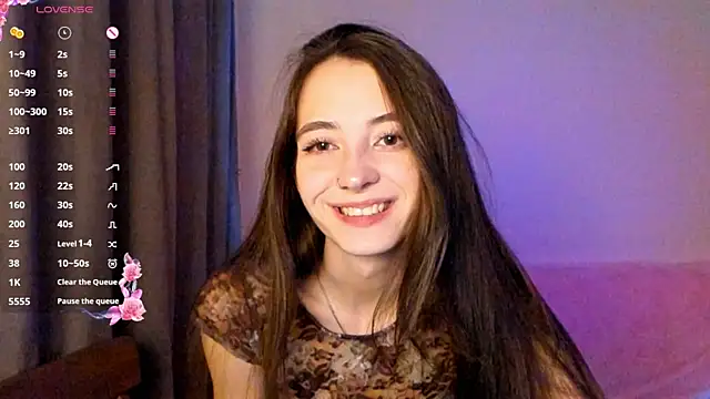 EvaBradley online show from October 22, 2025, 6:51 pm