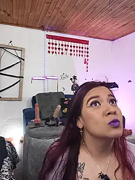 Snapshot of keila_j chatting on December 4, 2025, 10:47 am keila j online show from December 4, 2025, 10:47 am