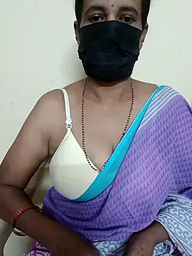 Snapshot of akshara_22 chatting on December 18, 2024, 1:45 pm akshara 22 online show from December 18, 2024, 1:45 pm