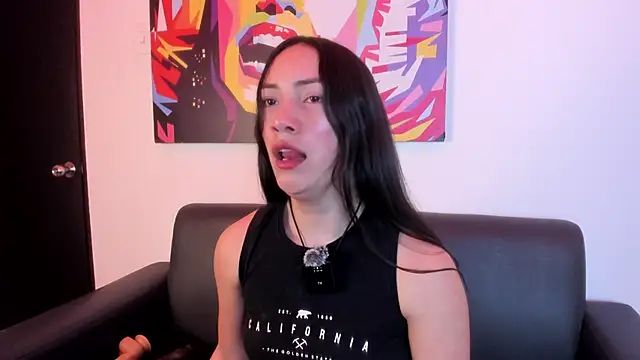 Scarlett  Fox   online show from March 3, 2026, 11:17 am