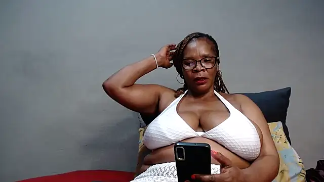 BustyMelonssXXXX online show from November 15, 2025, 7:07 pm