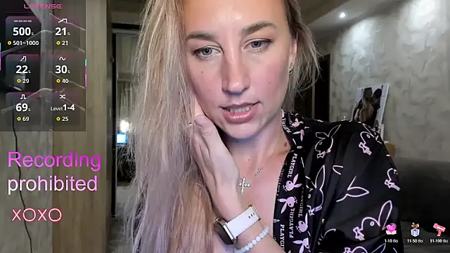 Snapshot of lady_Nati chatting on November 6, 2025, 3:05 pm lady Nati online show from November 6, 2025, 3:05 pm