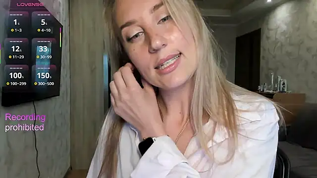lady Nati online show from June 4, 2026, 1:27 pm