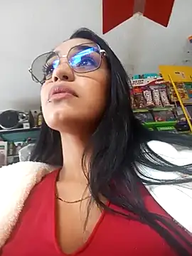 Snapshot of Sara-77 chatting on March 13, 2025, 3:28 pm Sara-77 online show from March 13, 2025, 3:28 pm