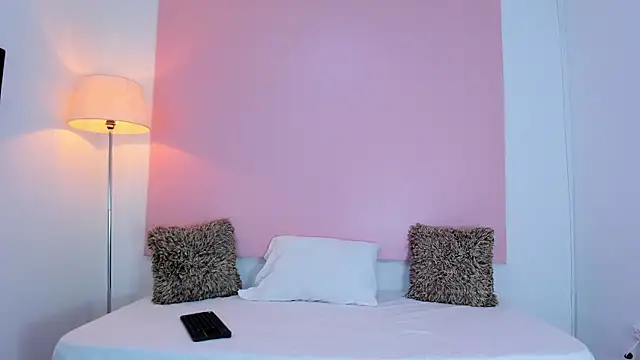 andyylove jk online show from February 4, 2026, 12:44 pm