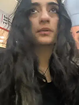 Lila Desiree online show from July 23, 2026, 9:22 pm