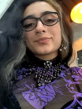 Lila Desiree online show from July 24, 2026, 9:55 pm